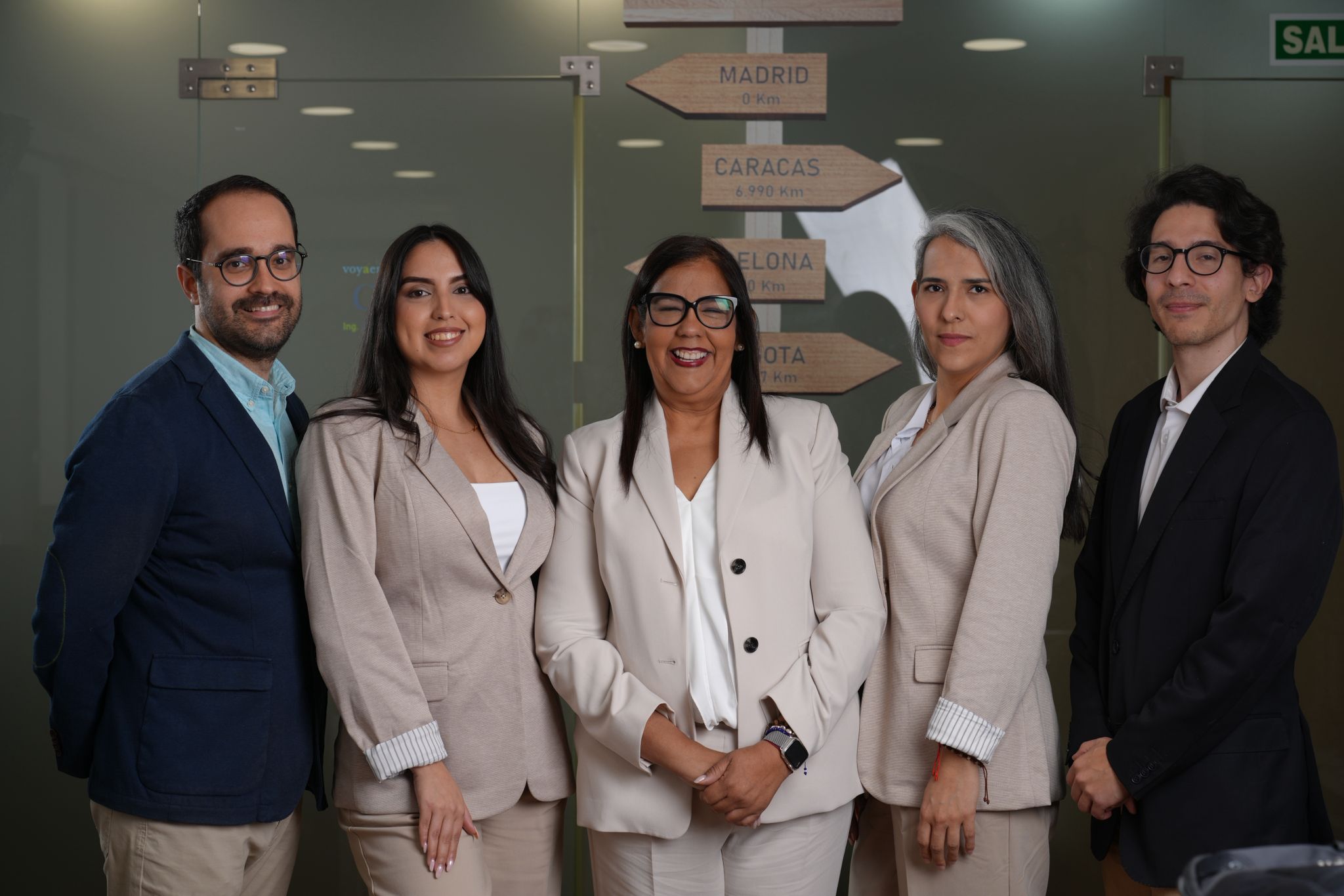 Equipo de Voy a Emigrar